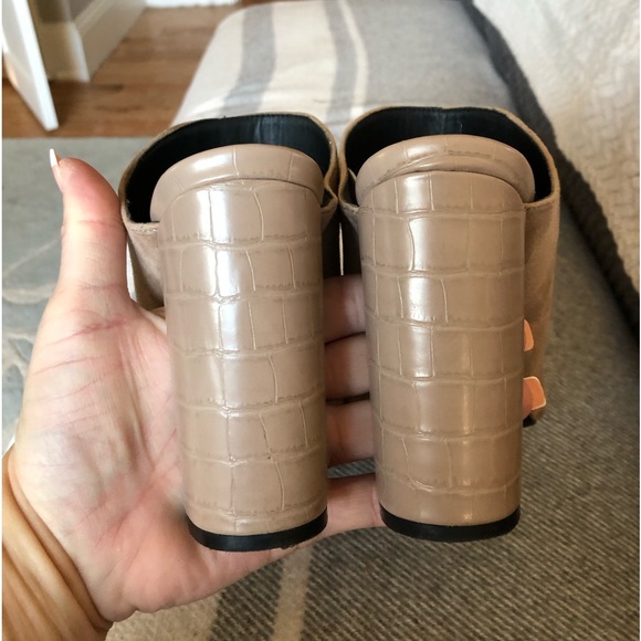 Mules Tan Suede Block Heel 8.5 - Picture 4 of 6